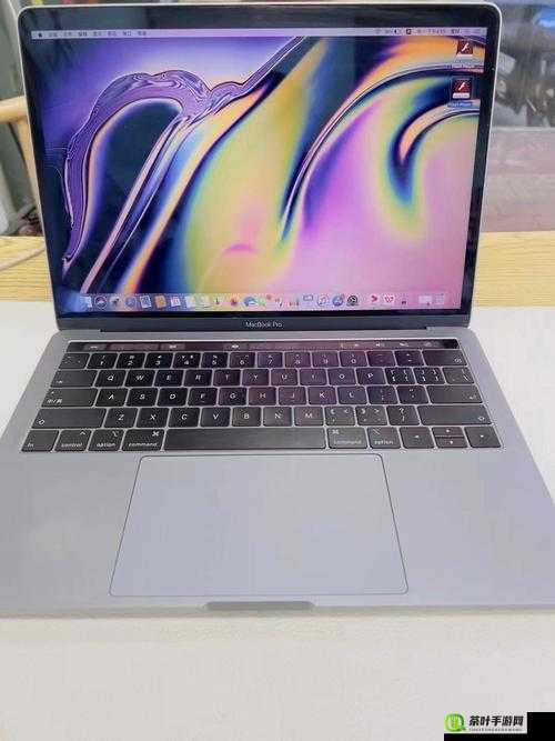 18 19macbookpro 高清：苹果本的高清视觉盛宴